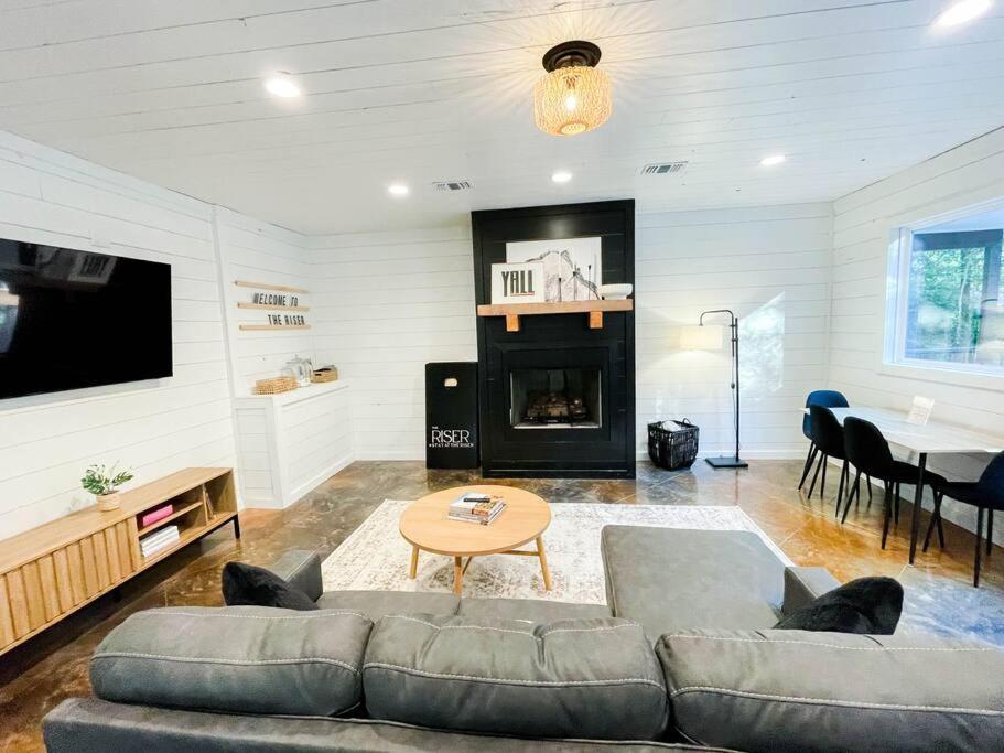 The Riser - Brand New Modern Cabin In Broken Bow Buitenkant foto